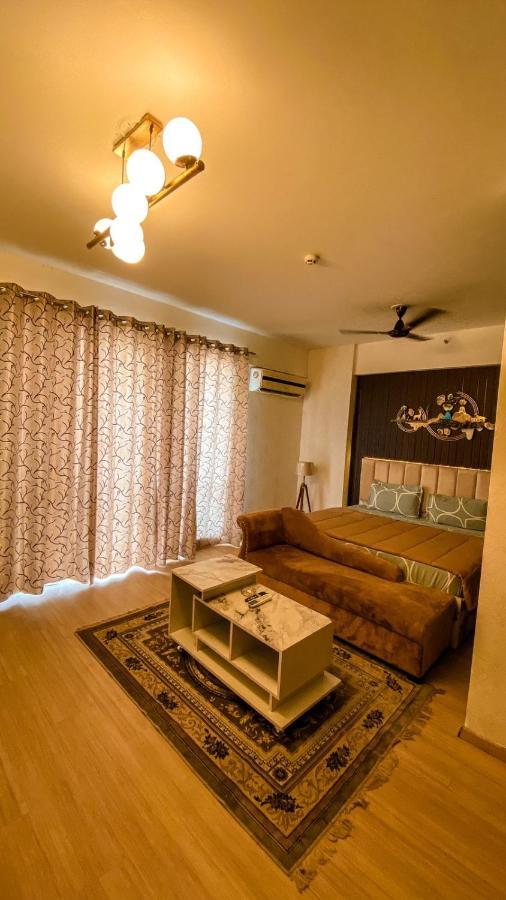 Caramel Dlf My Pad Aparthotel Lucknow Buitenkant foto